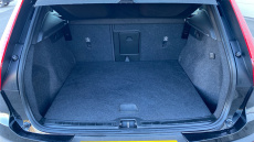 Volvo XC40 2.0 B3P Core 5dr Auto Petrol Estate